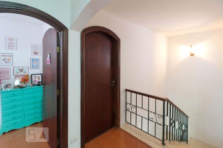 Casa para alugar com 230m², 5 quartos e 4 vagas Casa para alugar com 230m², 5 quartos e 4 vagasHall