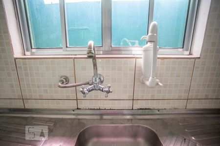 Casa à venda com 70m², 2 quartos e sem vaga Casa à venda com 70m², 2 quartos e sem vagaCozinha - Torneira