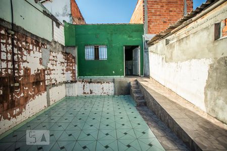 Casa à venda com 70m², 2 quartos e sem vaga Casa à venda com 70m², 2 quartos e sem vagaTerraço