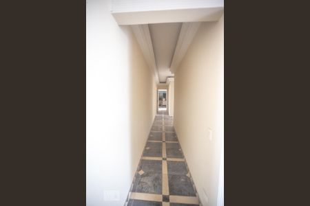 Casa à venda com 900m², 8 quartos e 10 vagas Casa à venda com 900m², 8 quartos e 10 vagasCorredor
