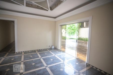 Sala de estar de casa à venda com 8 quartos, 900m² em Santa Terezinha, São Bernardo do Campo
