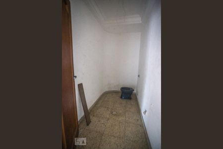 Casa à venda com 900m², 8 quartos e 10 vagas Casa à venda com 900m², 8 quartos e 10 vagasLavabo