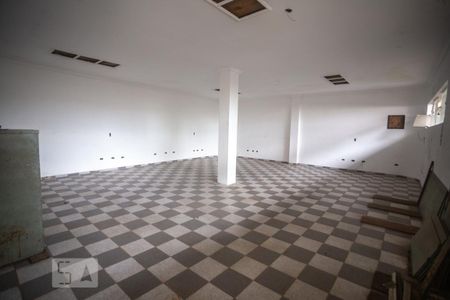 Casa à venda com 900m², 8 quartos e 10 vagas Casa à venda com 900m², 8 quartos e 10 vagasSalão