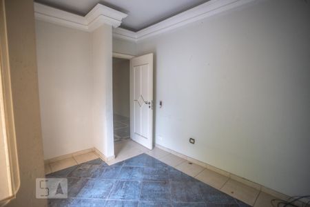 Casa à venda com 900m², 8 quartos e 10 vagas Casa à venda com 900m², 8 quartos e 10 vagasQuarto 2