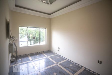 Casa à venda com 900m², 8 quartos e 10 vagas Casa à venda com 900m², 8 quartos e 10 vagasOffice