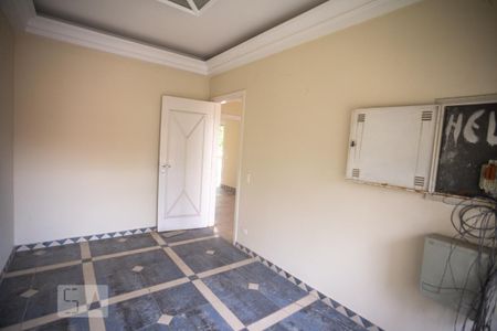 Casa à venda com 900m², 8 quartos e 10 vagas Casa à venda com 900m², 8 quartos e 10 vagasOffice