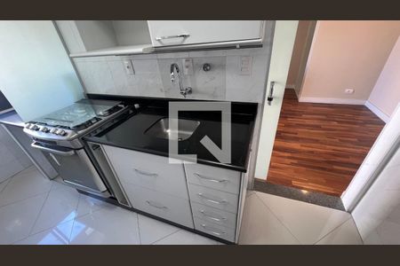 Apartamento à venda com 43m², 1 quarto e 1 vagaCozinha - Armários