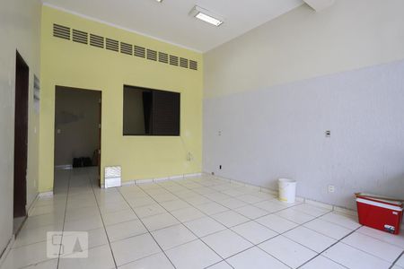 Sala e Cozinha de casa para alugar com 1 quarto, 23m² em Parque Monteiro Soares, São Paulo