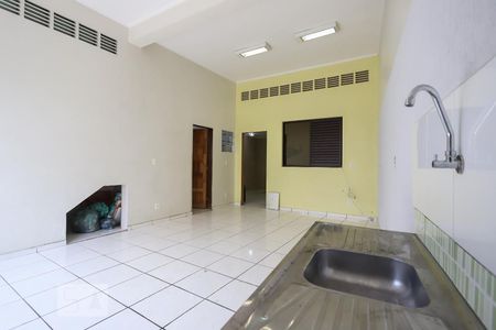 Sala e Cozinha de casa para alugar com 1 quarto, 23m² em Parque Monteiro Soares, São Paulo