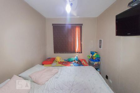 Dormitório 2 de apartamento à venda com 2 quartos, 52m² em Vila Mangalot, São Paulo