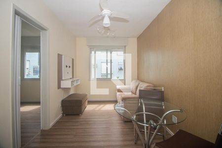 Sala de apartamento para alugar com 1 quarto, 42m² em Passo D’areia, Porto Alegre