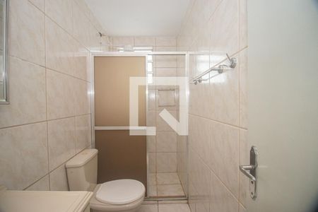 Banheiro de apartamento para alugar com 1 quarto, 42m² em Passo D’areia, Porto Alegre