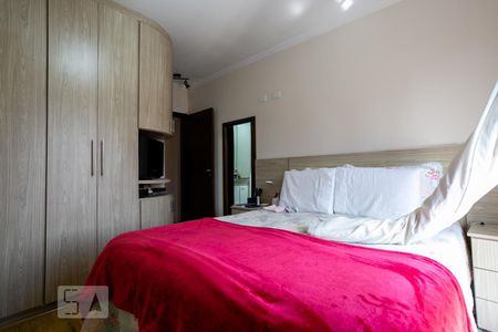 Suíte de casa à venda com 3 quartos, 200m² em Vila Pereira Barreto, São Paulo