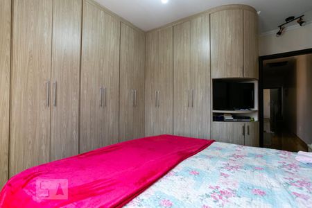 Suíte de casa à venda com 3 quartos, 200m² em Vila Pereira Barreto, São Paulo