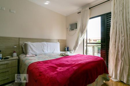 Suíte de casa à venda com 3 quartos, 200m² em Vila Pereira Barreto, São Paulo