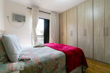 Suíte de casa à venda com 3 quartos, 200m² em Vila Pereira Barreto, São Paulo