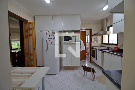 Apartamento à venda com 132m², 3 quartos e 3 vagas Apartamento à venda com 132m², 3 quartos e 3 vagasCozinha