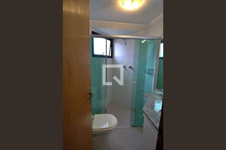 Apartamento à venda com 132m², 3 quartos e 3 vagas Apartamento à venda com 132m², 3 quartos e 3 vagasBanheiro da Suíte 2