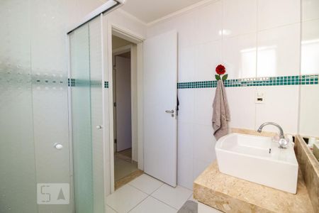 Apartamento à venda com 69m², 2 quartos e 1 vaga Apartamento à venda com 69m², 2 quartos e 1 vagaBanheiro