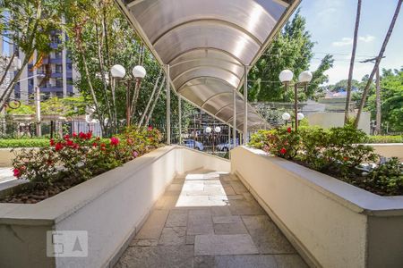 Apartamento à venda com 69m², 2 quartos e 1 vaga Apartamento à venda com 69m², 2 quartos e 1 vagaEntrada