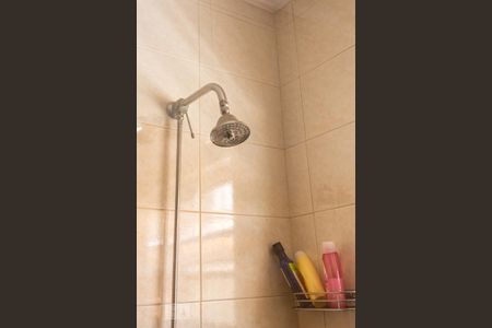 Casa à venda com 309m², 3 quartos e 4 vagasChuveiro