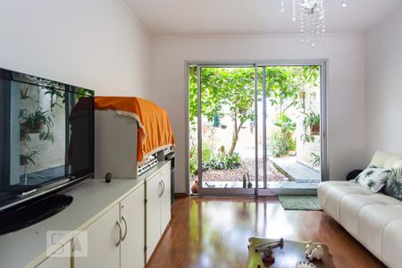 Casa à venda com 309m², 3 quartos e 4 vagasSala de TV