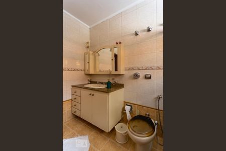 Casa à venda com 309m², 3 quartos e 4 vagasBanheiro