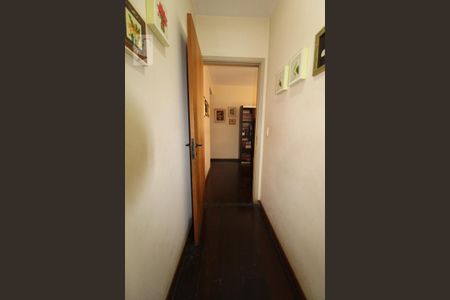 Apartamento à venda com 180m², 4 quartos e 3 vagasCorredor 1