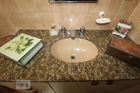 Apartamento à venda com 180m², 4 quartos e 3 vagasBanheiro social