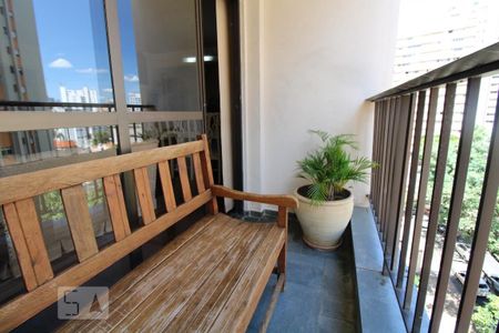 Sacada da Sala de apartamento à venda com 4 quartos, 180m² em Cambuí, Campinas