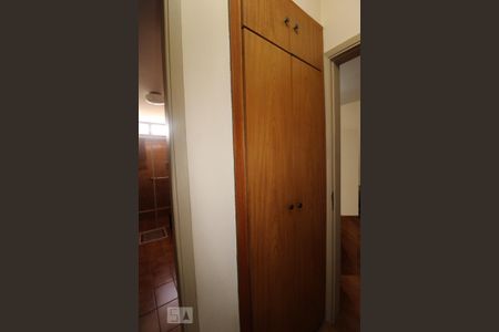 Apartamento à venda com 180m², 4 quartos e 3 vagasCorredor 3