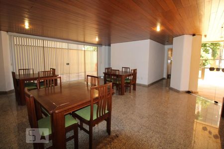 Apartamento à venda com 180m², 4 quartos e 3 vagasÁrea comum - Salão de festas