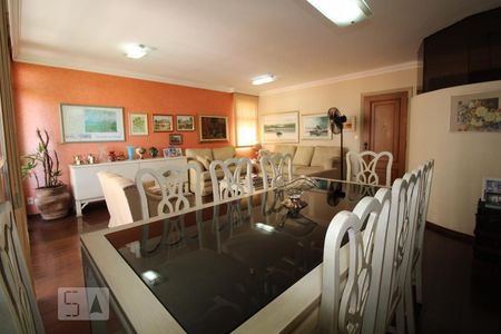 Sala de apartamento à venda com 4 quartos, 180m² em Cambuí, Campinas