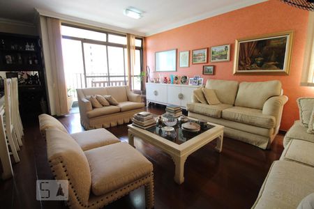 Sala de apartamento à venda com 4 quartos, 180m² em Cambuí, Campinas