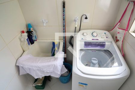 Apartamento à venda com 72m², 2 quartos e 1 vagaÁrea de Serviço