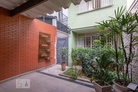 Casa à venda com 259m², 4 quartos e 4 vagasGaragem