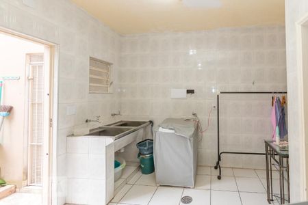 Casa à venda com 259m², 4 quartos e 4 vagasÁrea de Serviço