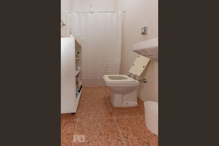 Casa à venda com 259m², 4 quartos e 4 vagasEdicula/ Banheiro