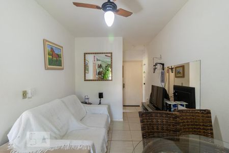 Sala de apartamento à venda com 2 quartos, 63m² em Cristal, Porto Alegre