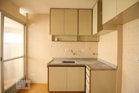 Apartamento para alugar com 70m², 2 quartos e 1 vagaCozinha