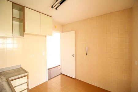 Apartamento para alugar com 70m², 2 quartos e 1 vagaCozinha