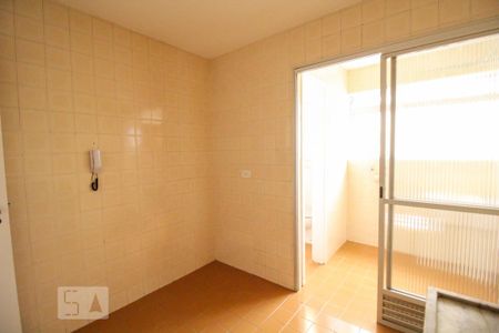 Cozinha de apartamento para alugar com 2 quartos, 70m² em Santana, São Paulo