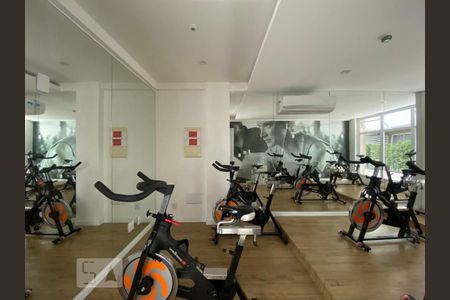 Apartamento à venda com 135m², 3 quartos e 2 vagasÁrea comum - sala de spinning  