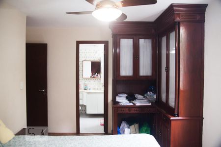 Apartamento à venda com 130m², 3 quartos e 2 vagasQuarto 1 - Suíte