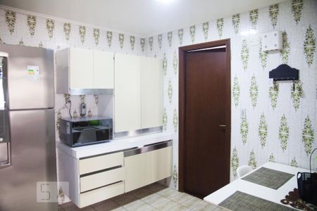 Apartamento à venda com 130m², 3 quartos e 2 vagasCozinha