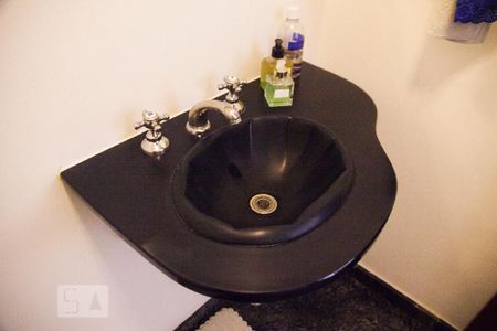 Apartamento à venda com 130m², 3 quartos e 2 vagasLavabo