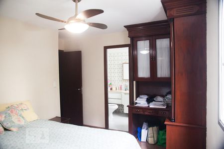 Apartamento à venda com 130m², 3 quartos e 2 vagasQuarto 1 - Suíte