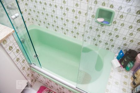 Apartamento à venda com 130m², 3 quartos e 2 vagasDetalhe do banheiro