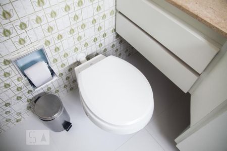 Apartamento à venda com 130m², 3 quartos e 2 vagasDetalhe do banheiro