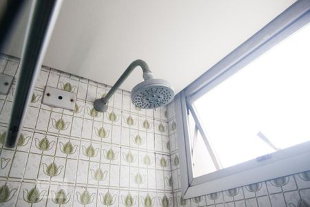 Apartamento à venda com 130m², 3 quartos e 2 vagasDucha